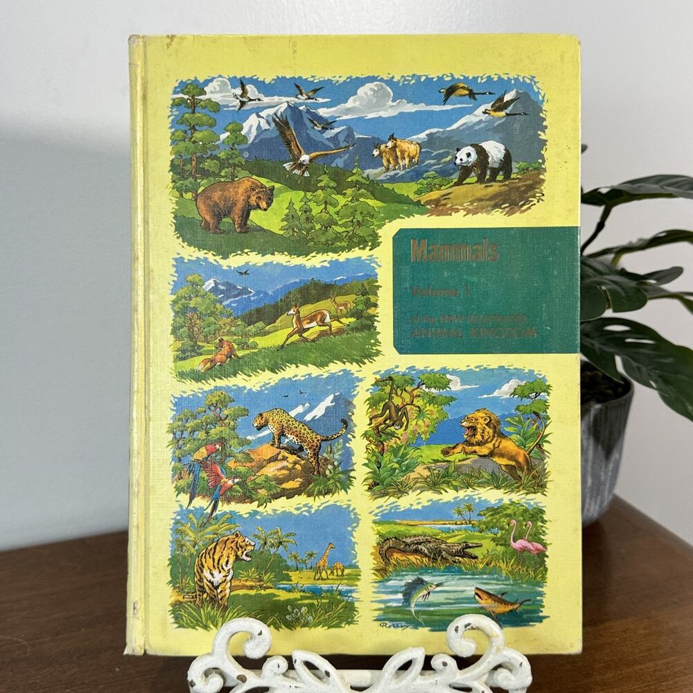 The Illustrated Encyclopedia of Animal Life Mammals Vol 1 Greystone Press 1952